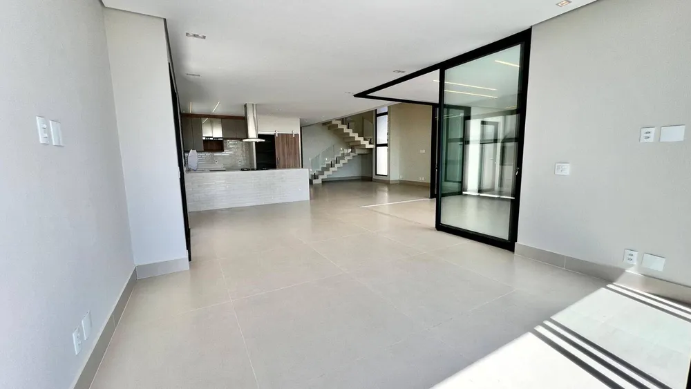 Casa, 4 quartos, 319 m² - Foto 3