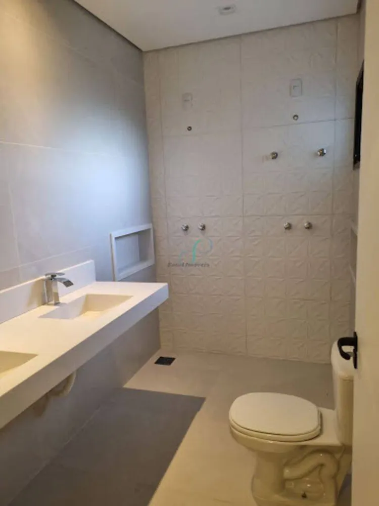 Casa, 3 quartos, 204 m² - Foto 15