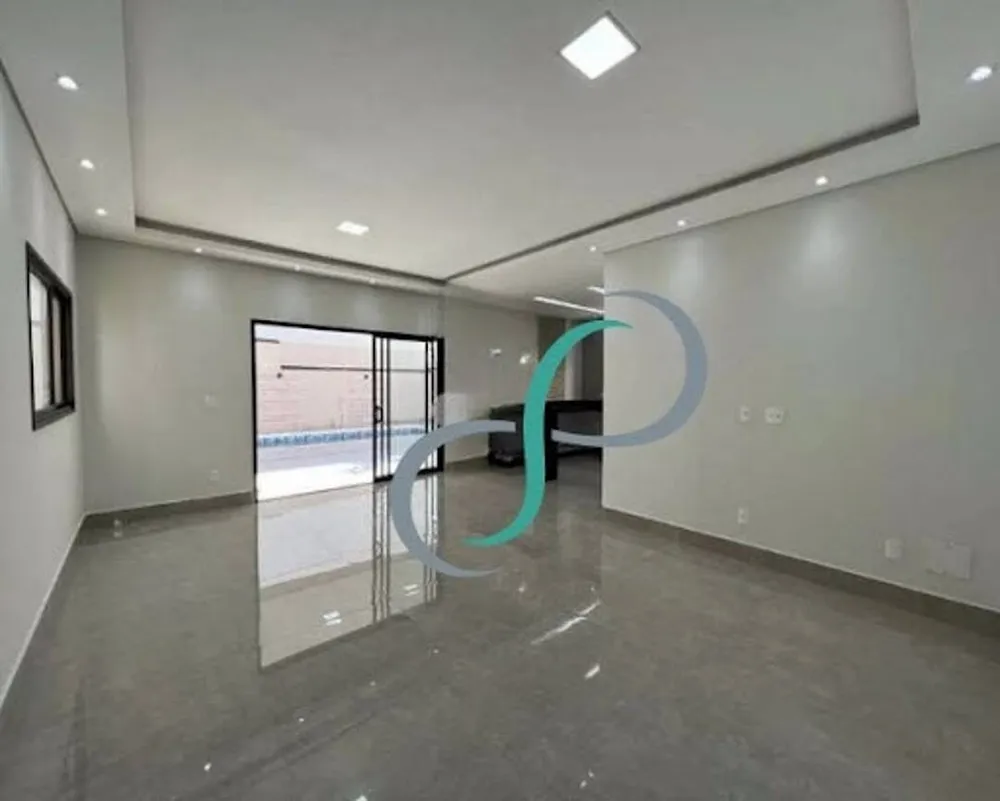 Casa, 3 quartos, 252 m² - Foto 2