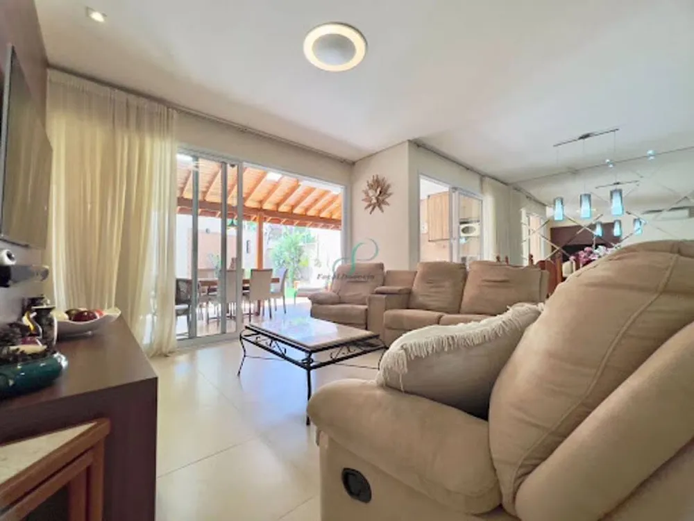 Casa, 3 quartos, 196 m² - Foto 3