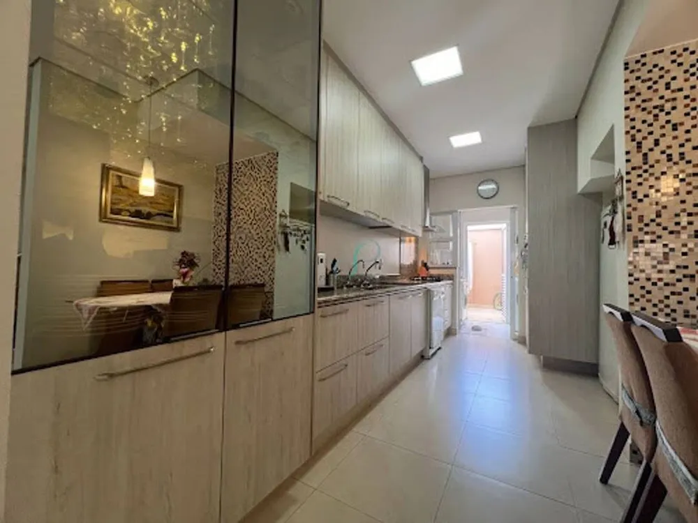 Casa, 3 quartos, 196 m² - Foto 7