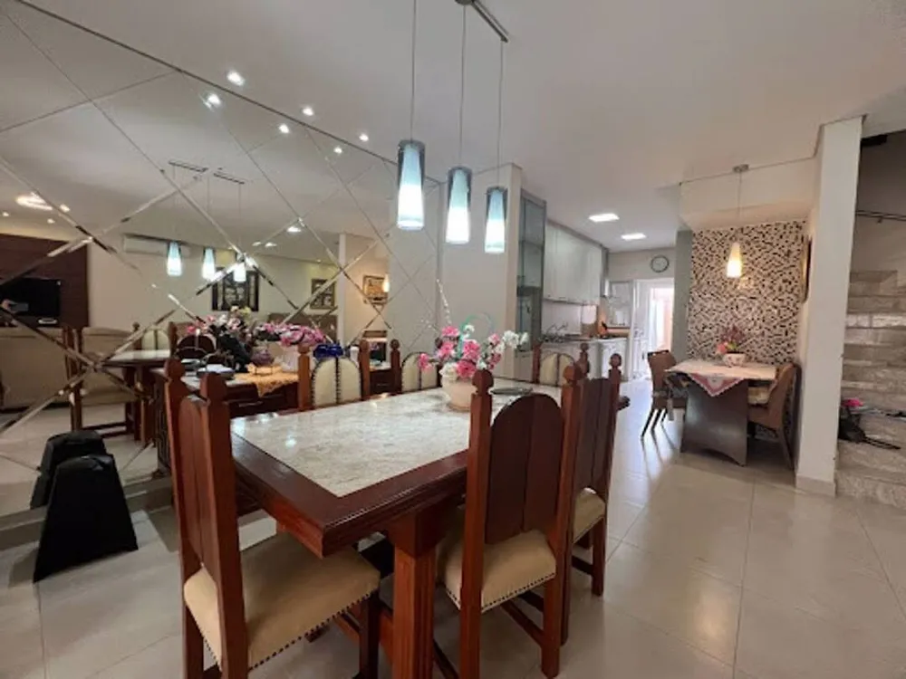 Casa, 3 quartos, 196 m² - Foto 5