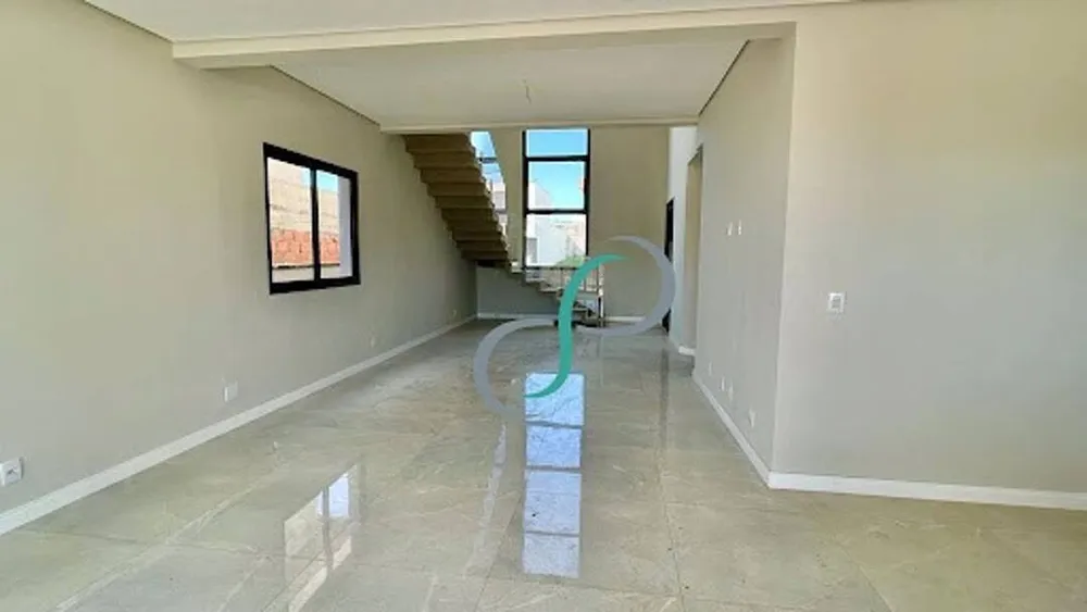 Casa, 4 quartos, 243 m² - Foto 2