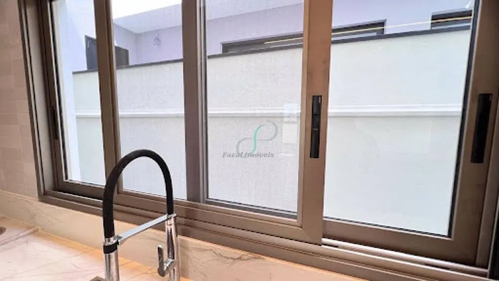 Casa, 4 quartos, 351 m² - Foto 9