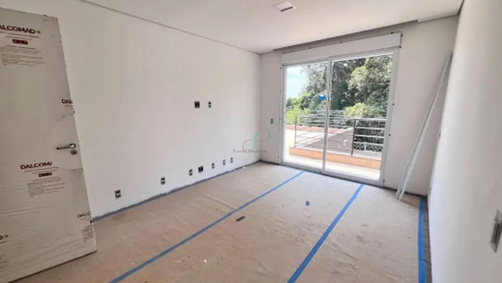 Casa, 3 quartos, 216 m² - Foto 4