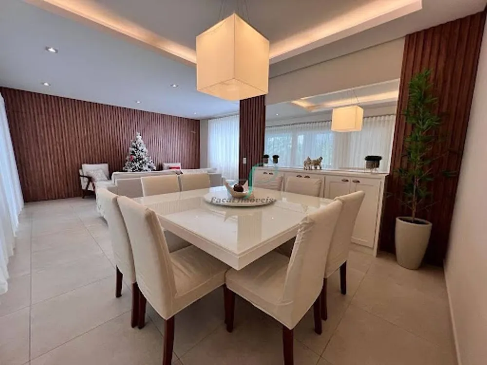 Casa, 3 quartos, 292 m² - Foto 2