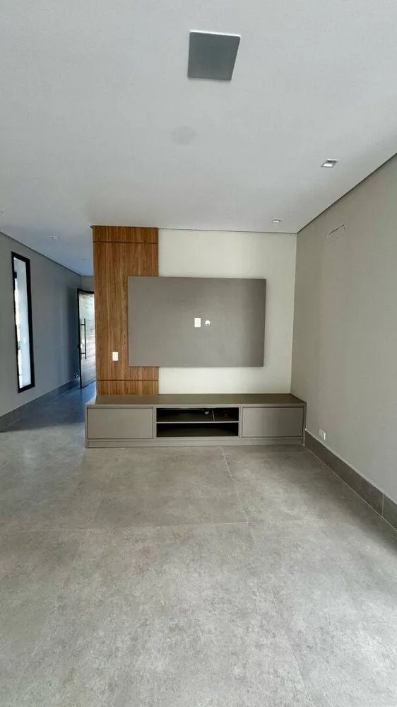 Casa, 3 quartos, 262 m² - Foto 3