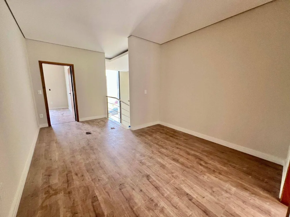 Casa, 3 quartos, 251 m² - Foto 4