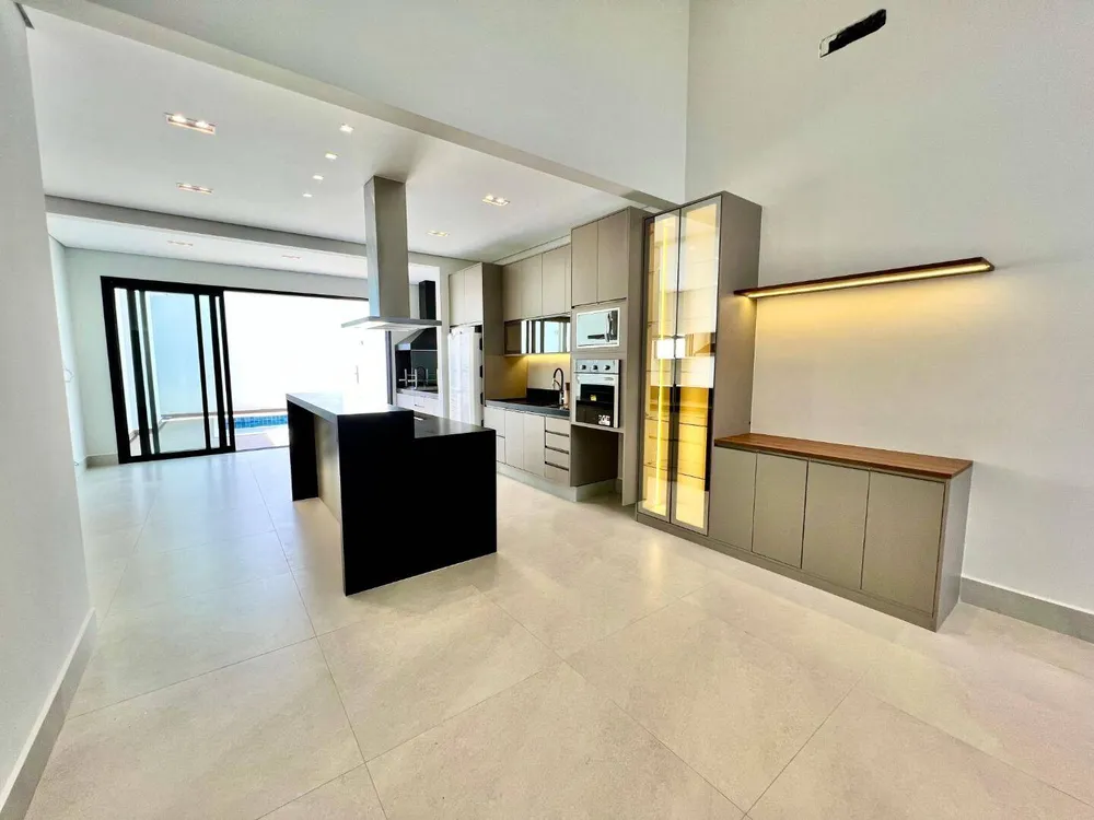 Casa, 3 quartos, 187 m² - Foto 2