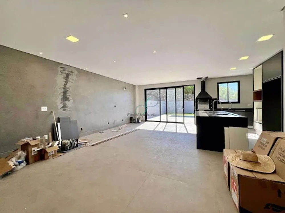 Casa, 3 quartos, 228 m² - Foto 2