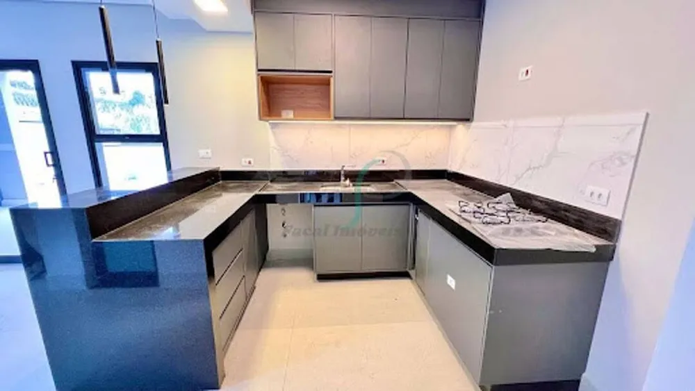 Casa, 3 quartos, 239 m² - Foto 10