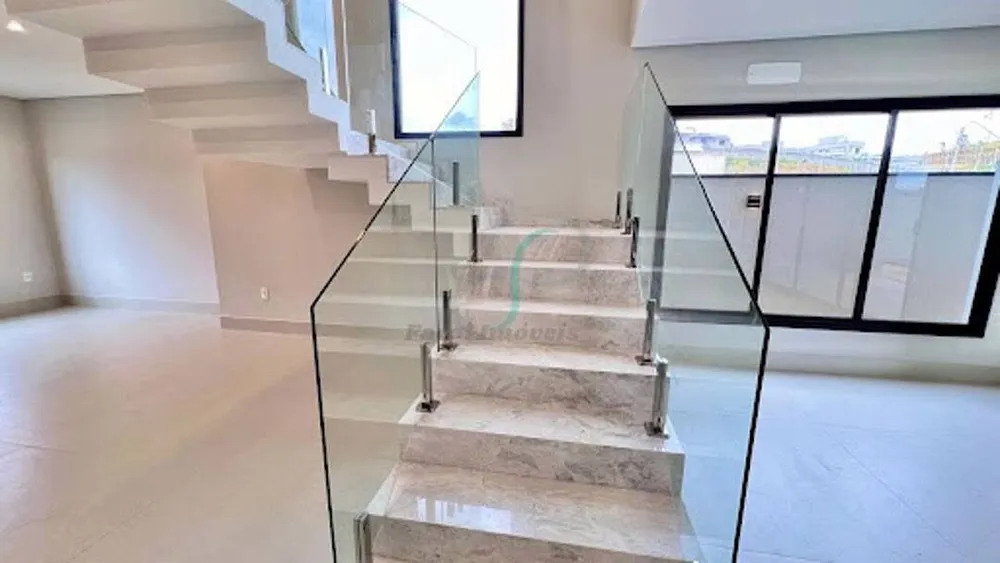 Casa, 3 quartos, 239 m² - Foto 2