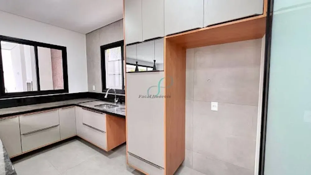 Casa, 3 quartos, 242 m² - Foto 4