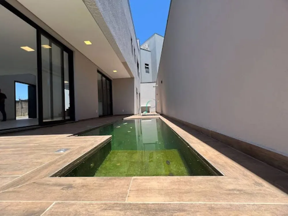 Casa, 3 quartos, 179 m² - Foto 1