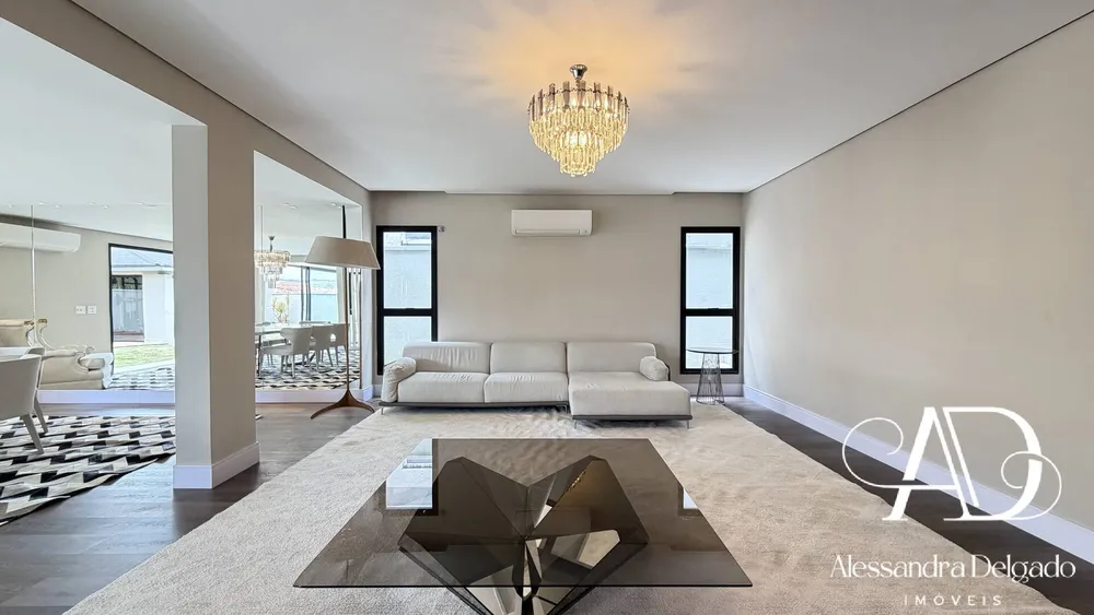 Casa, 5 quartos, 350 m² - Foto 1