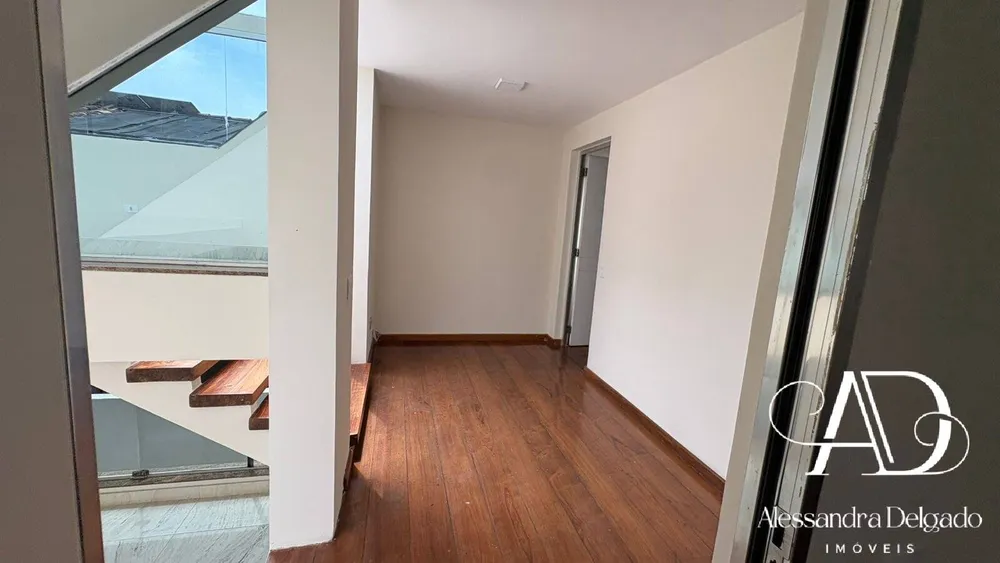Casa, 5 quartos, 380 m² - Foto 1