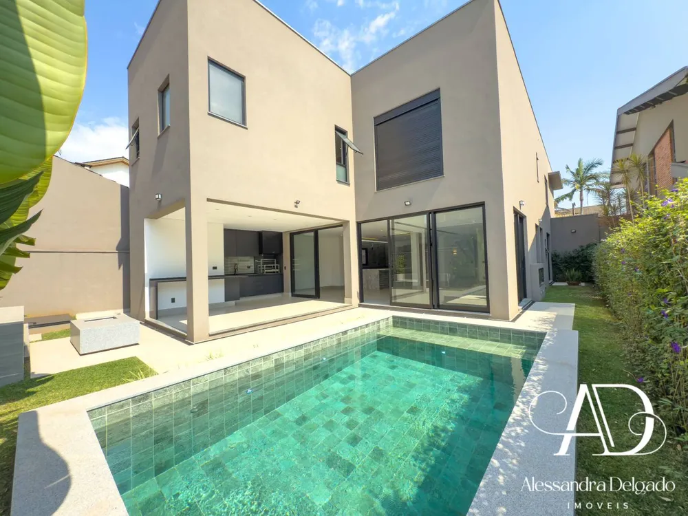 Casa, 4 quartos, 345 m² - Foto 1