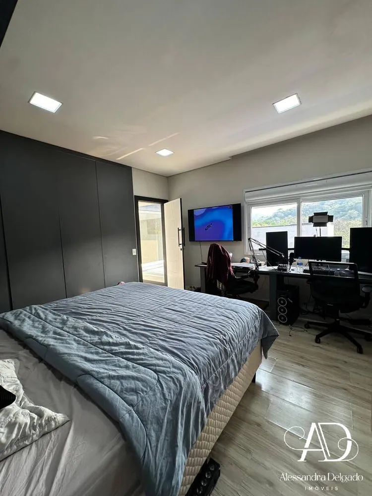 Casa, 4 quartos, 385 m² - Foto 2