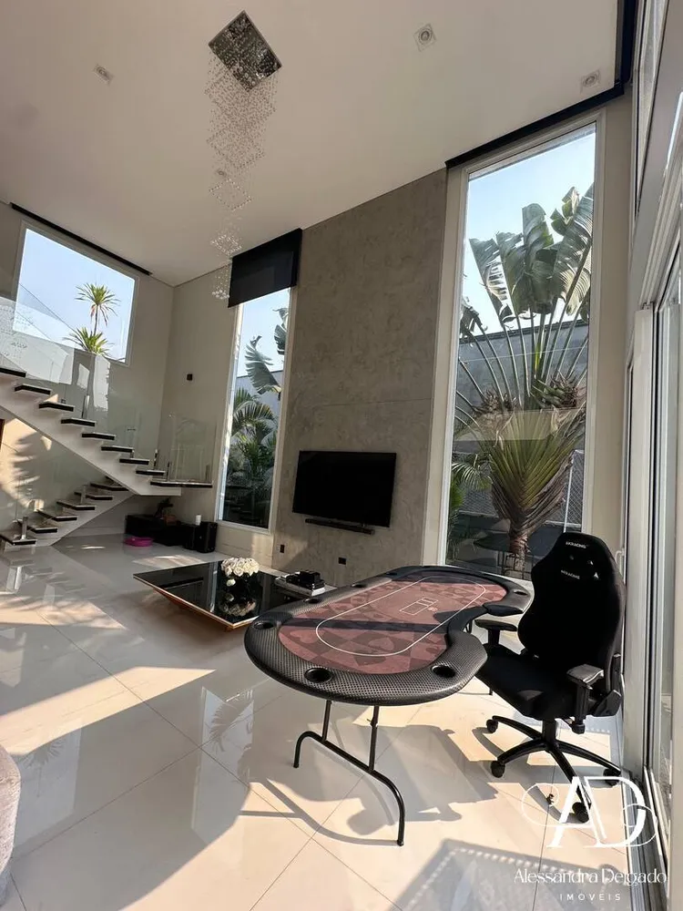 Casa, 4 quartos, 385 m² - Foto 2