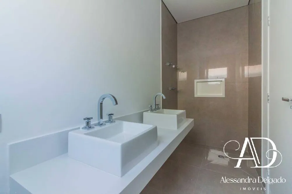 Casa, 3 quartos, 227 m² - Foto 6