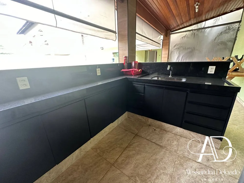 Casa, 4 quartos, 308 m² - Foto 2
