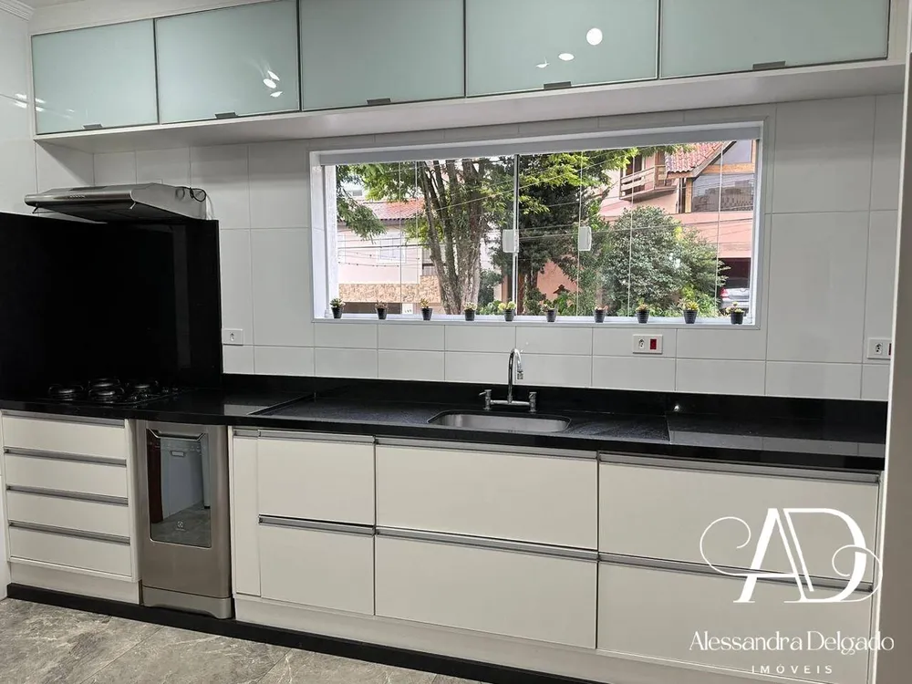 Casa, 4 quartos, 308 m² - Foto 3