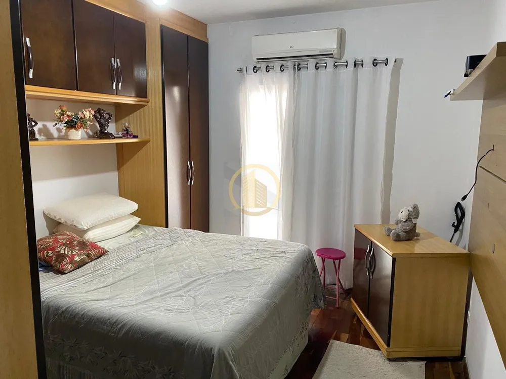 Casa, 3 quartos, 185 m² - Foto 1