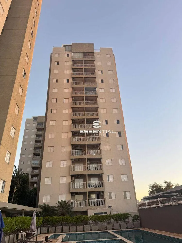 Apartamento, 3 quartos, 140 m² - Foto 1