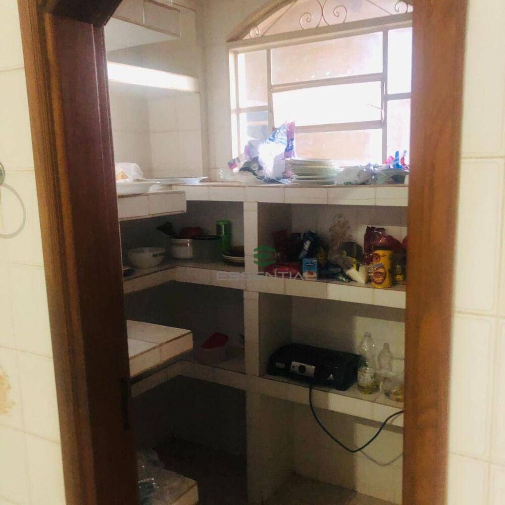 Casa, 3 quartos, 253 m² - Foto 4