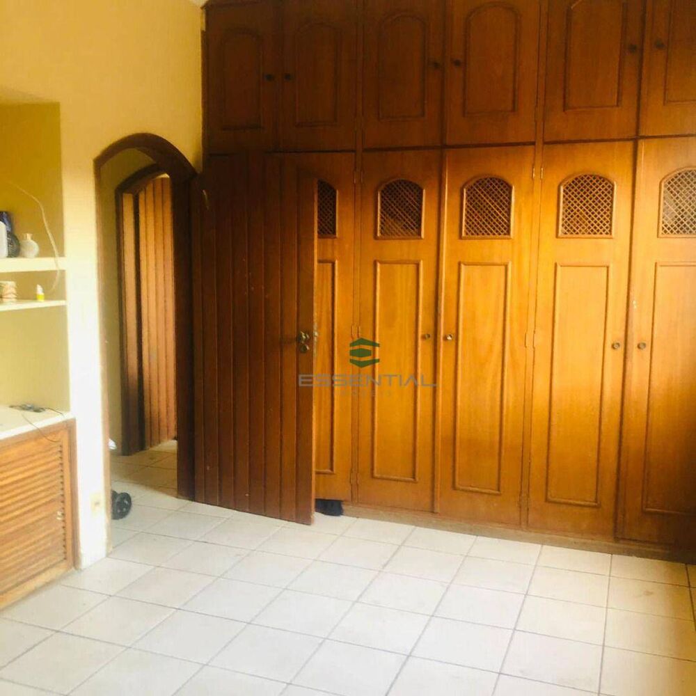 Casa, 3 quartos, 253 m² - Foto 2