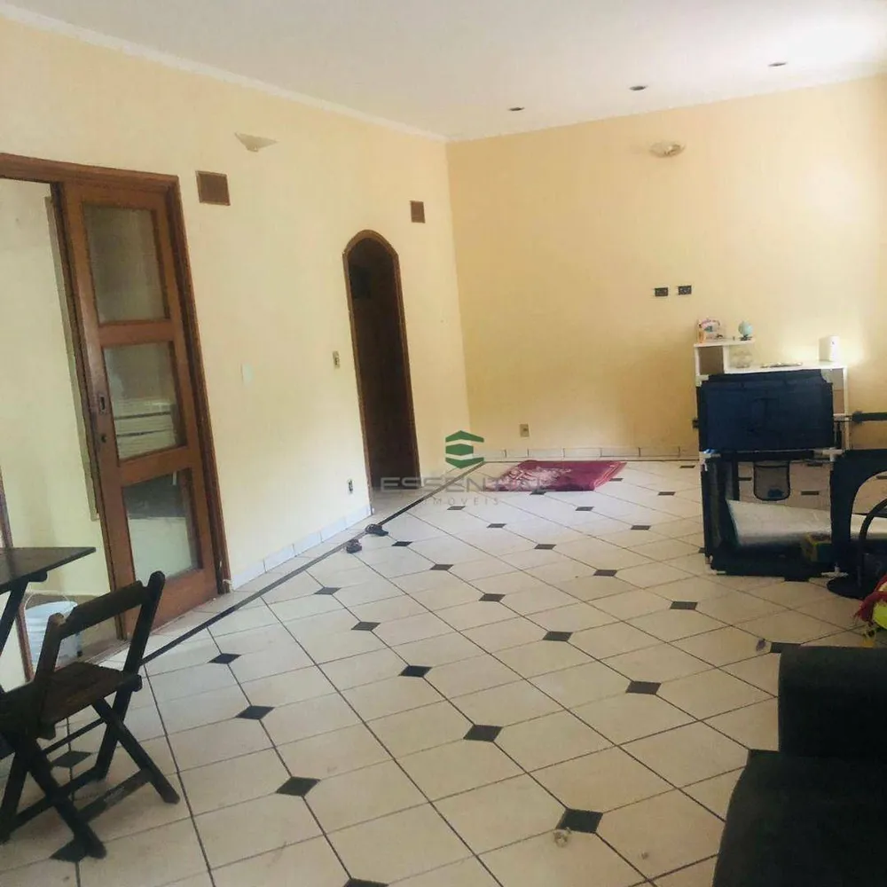 Casa, 3 quartos, 253 m² - Foto 2