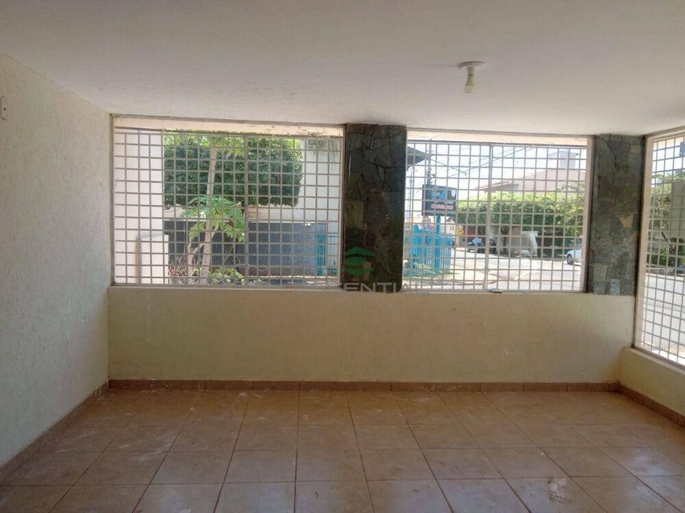 Casa, 3 quartos, 235 m² - Foto 1