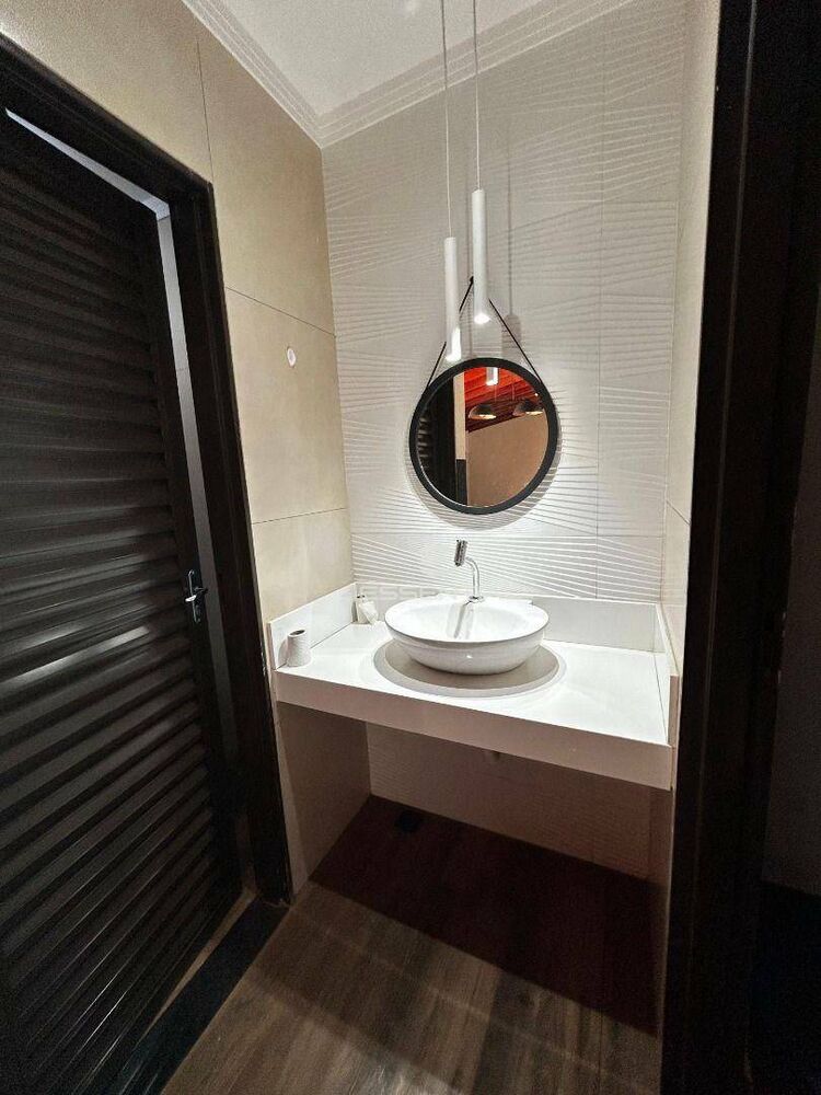 Casa à venda com 2 quartos, 160m² - Foto 4
