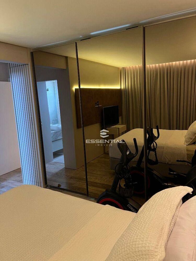 Apartamento, 3 quartos, 127 m² - Foto 2
