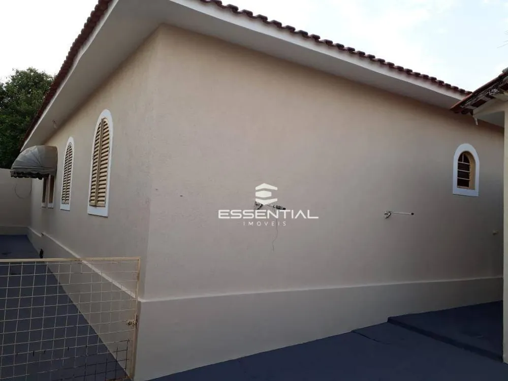 Casa, 3 quartos, 236 m² - Foto 2
