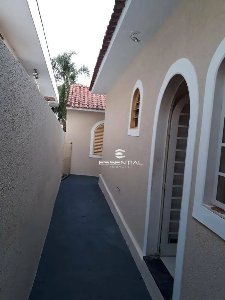 Casa, 3 quartos, 236 m² - Foto 4