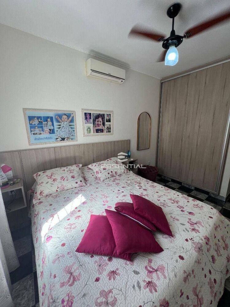 Casa, 3 quartos, 234 m² - Foto 3