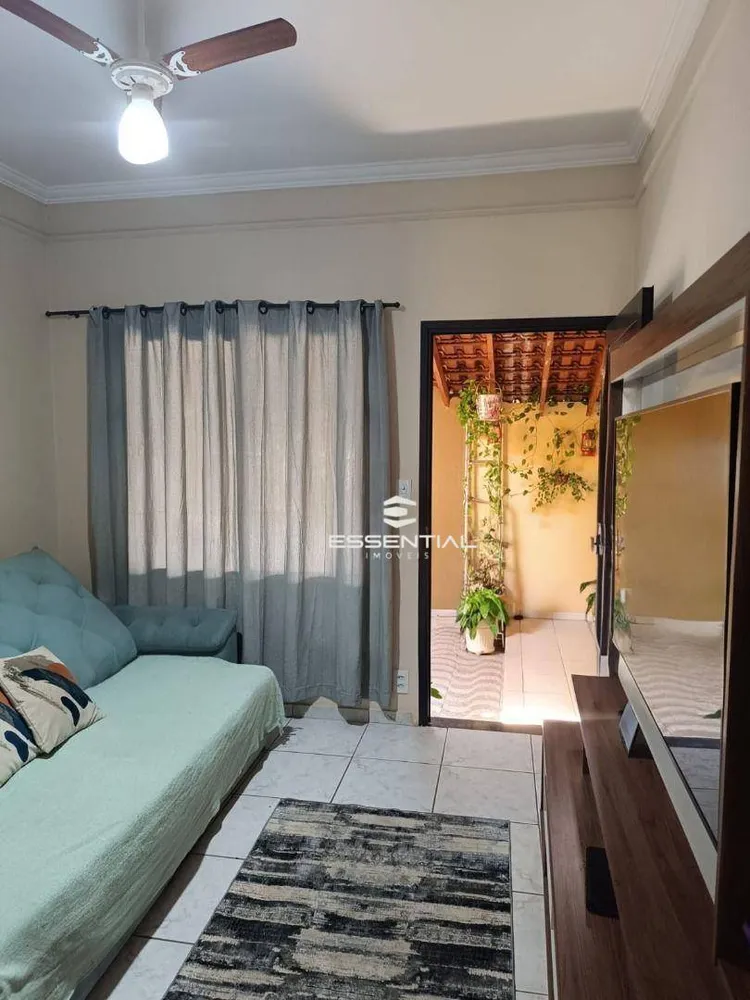 Casa, 2 quartos, 218 m² - Foto 3