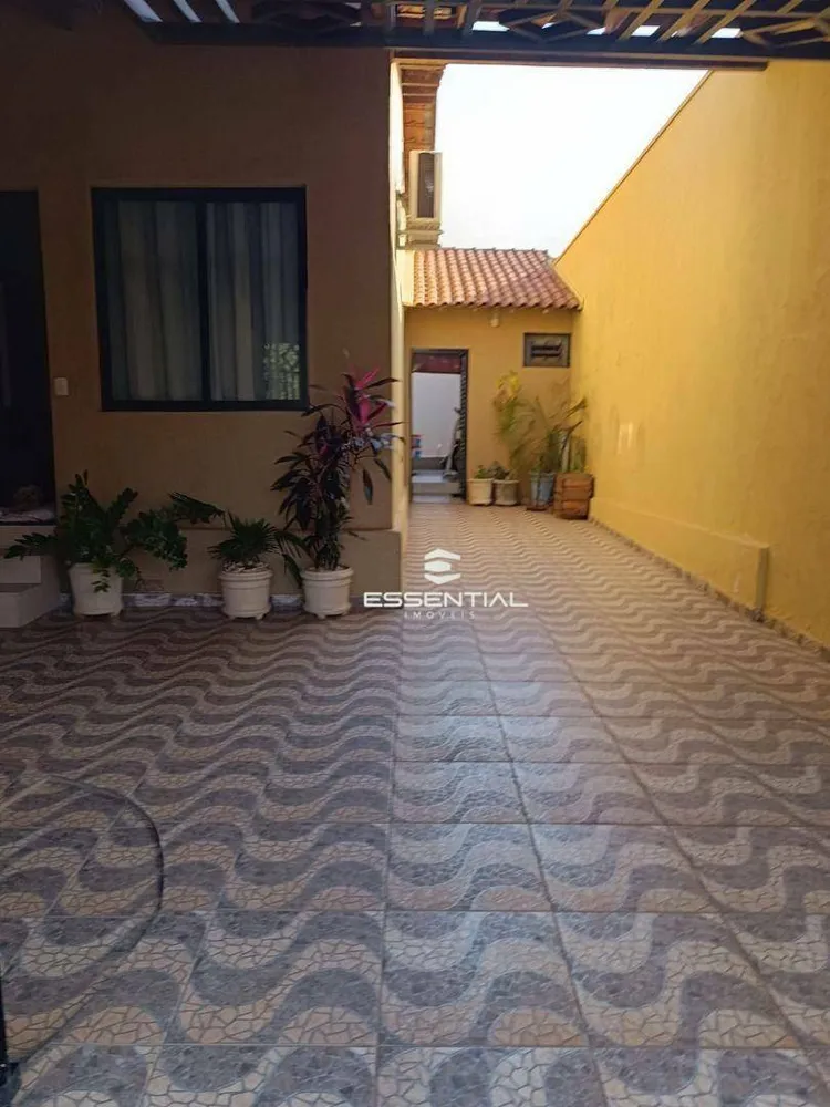 Casa, 2 quartos, 218 m² - Foto 2