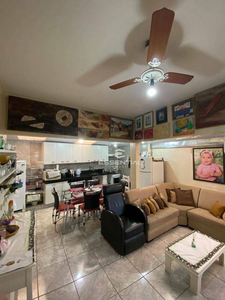 Casa, 3 quartos, 260 m² - Foto 1