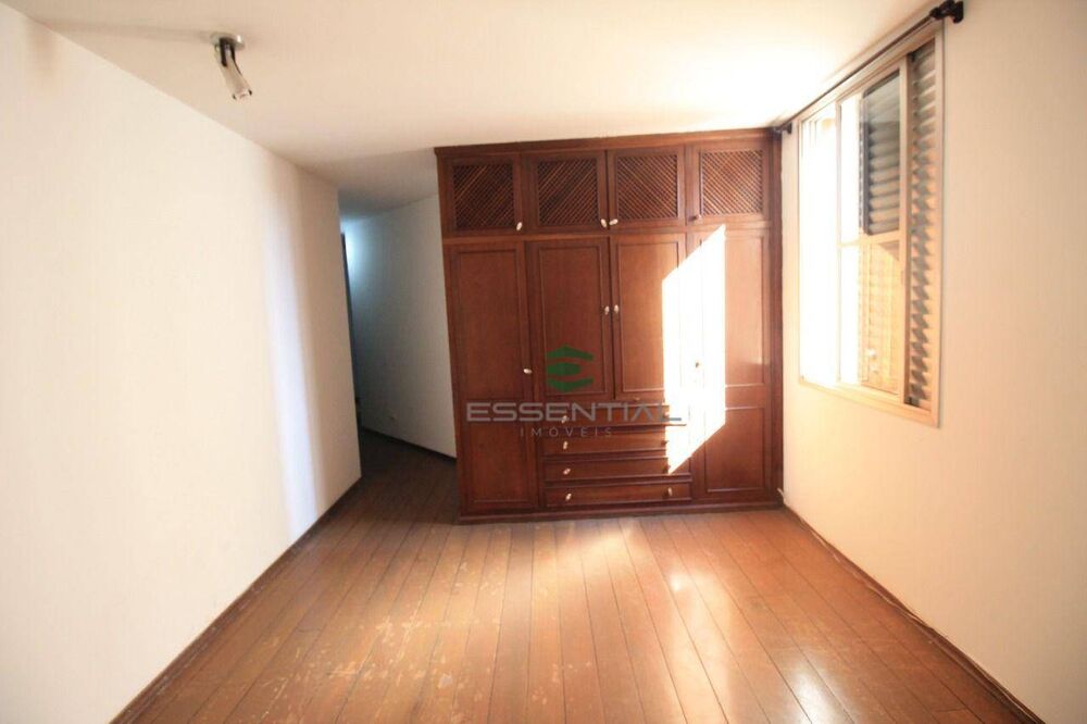 Apartamento à venda com 3 quartos, 158m² - Foto 9