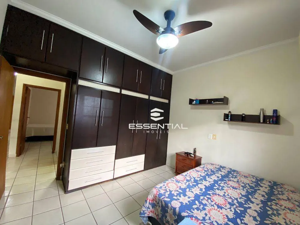 Casa, 4 quartos, 270 m² - Foto 4