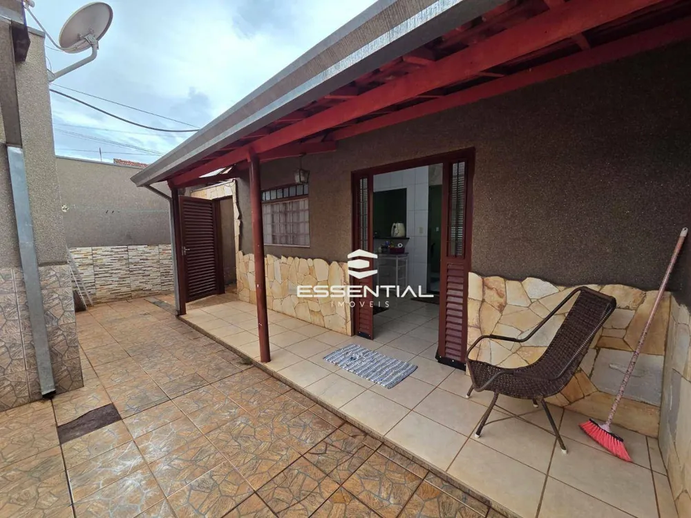 Casa, 3 quartos, 230 m² - Foto 2
