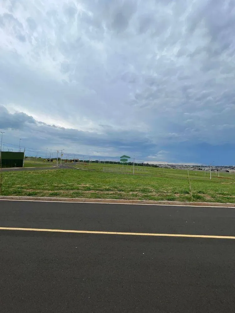 Loteamento e Condomínio, 300 m² - Foto 1