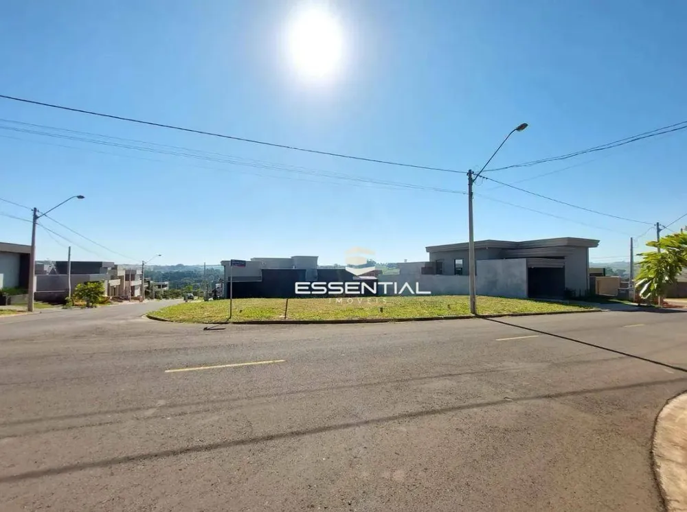 Loteamento e Condomínio, 331 m² - Foto 1