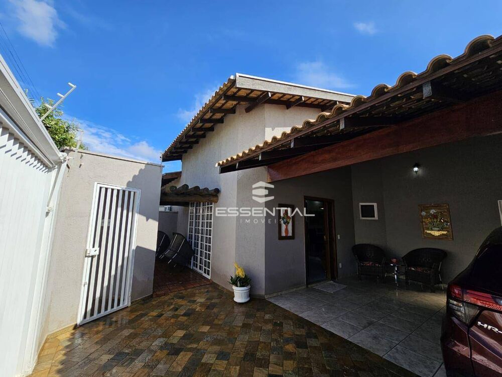 Casa, 4 quartos, 217 m² - Foto 2