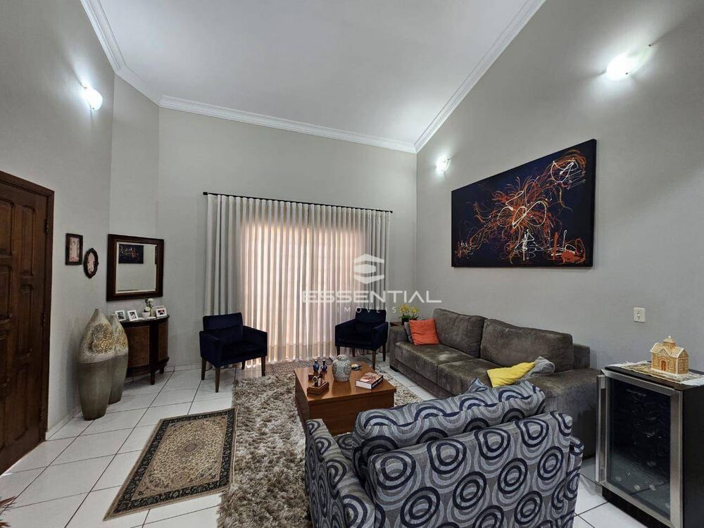 Casa, 4 quartos, 217 m² - Foto 1