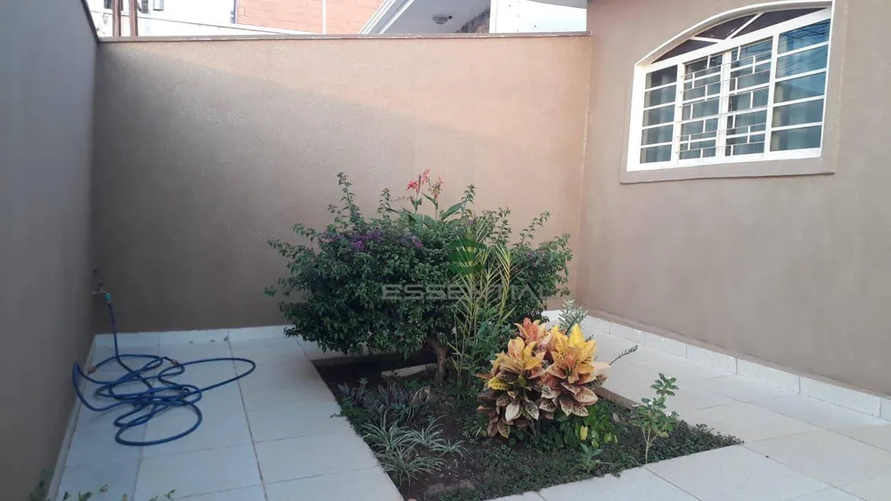 Casa, 3 quartos, 197 m² - Foto 2