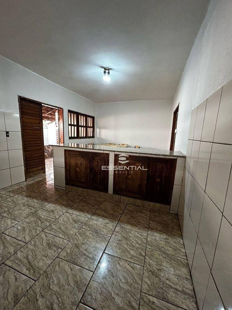 Casa à venda com 2 quartos, 150m² - Foto 4