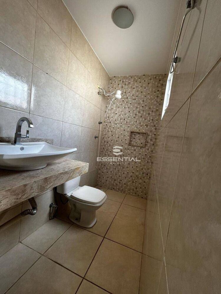 Casa à venda com 2 quartos, 150m² - Foto 6